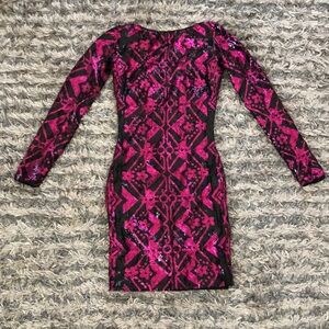 NWOT ! Dress The Population Gorgeous Long-Sleeve Sequin Dress, Pink & Black, XS